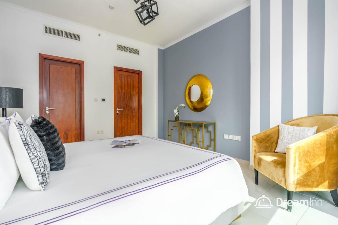 Dream Inn Apartments - Burj Residence With Fountain View Dubai Exterior photo